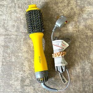 Drybar double shot oval blow-dryer brush